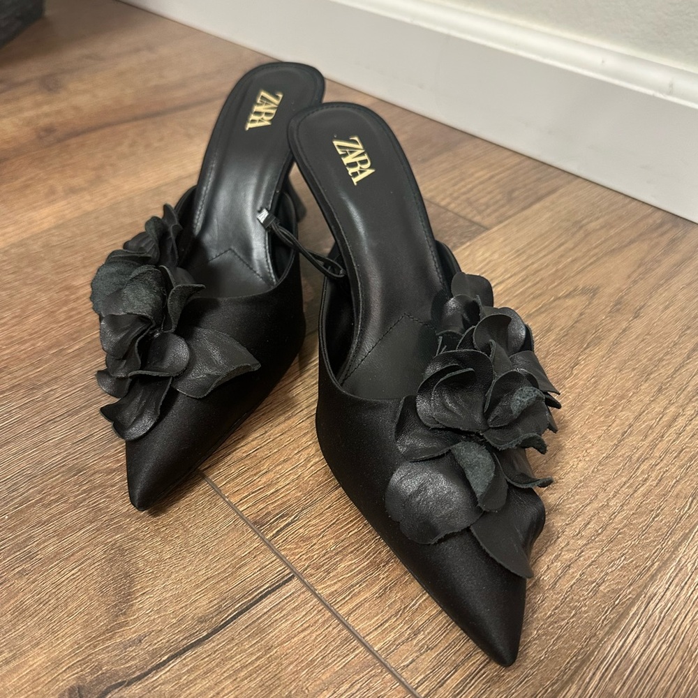 Zara Women's Black Floral Heels